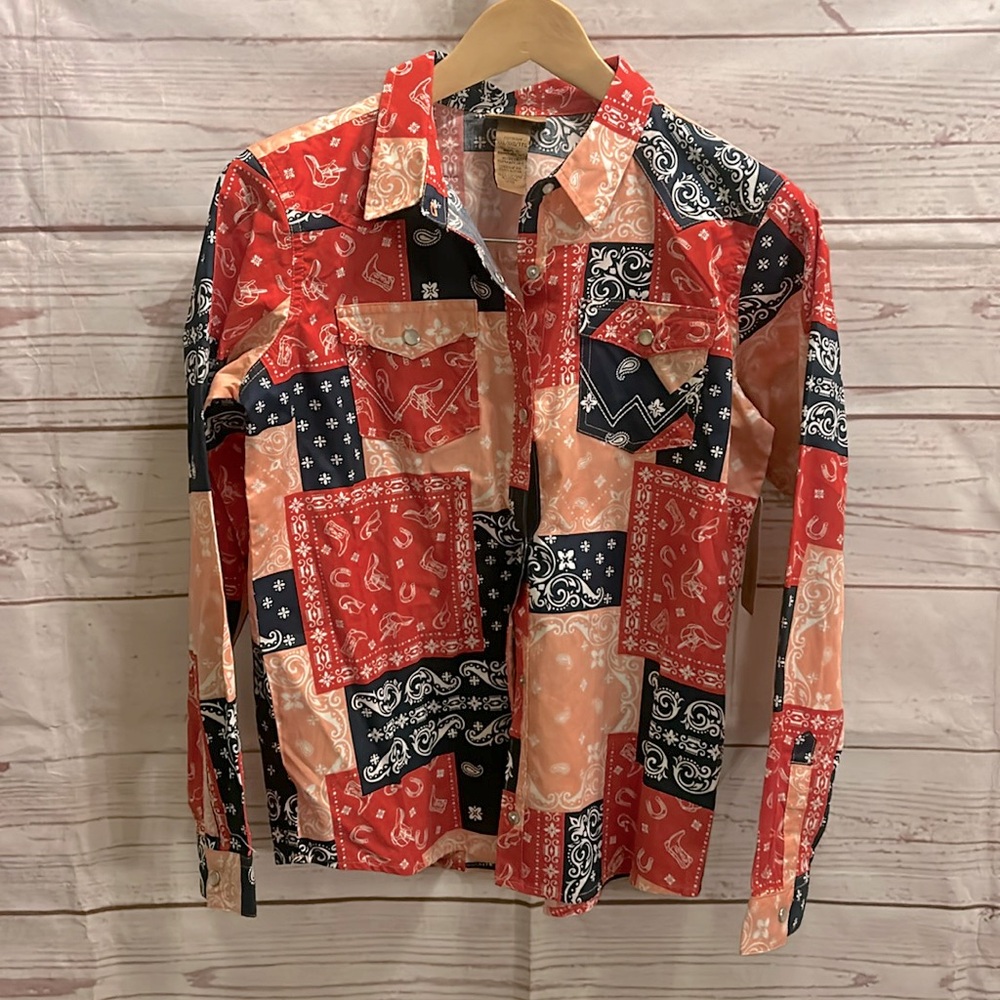 New with tags, Super Cute Wrangler Girls Shirt